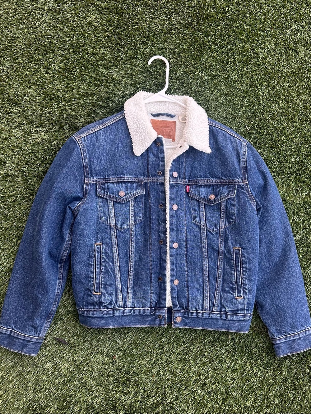 Classic Blue Denim Sherpa-Lined women’s Jacket